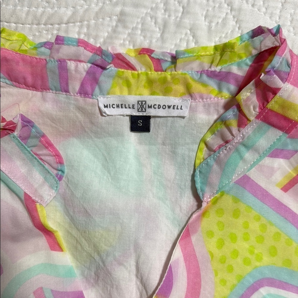 Colorful women Ruffle Sleeve Top - Picture 3 of 6